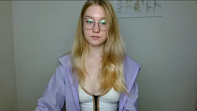 cindi hot online show from November 3, 10:41 am