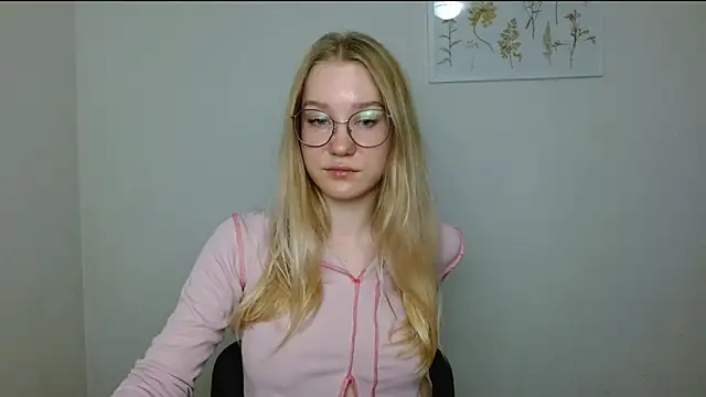 cindi hot online show from September 28, 11:04 am