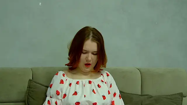 LessySmith online show from February 28, 5:01 pm