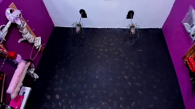 Alexa Slave online show from September 30, 2:33 pm