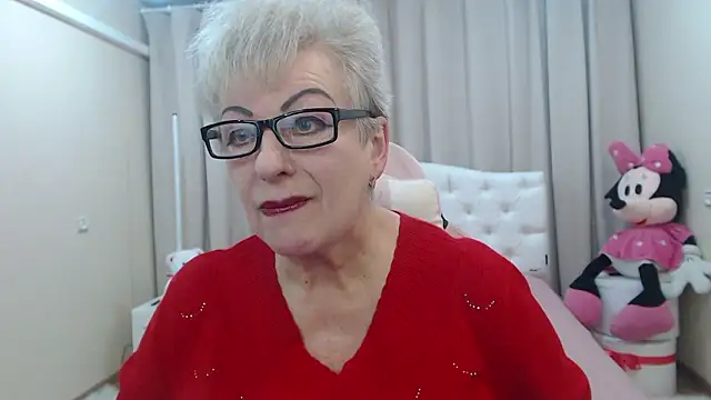 KayleSmoll online show from February 20, 7:47 pm