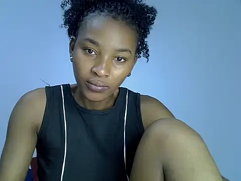 cute-alexis online show from September 12, 8:45 am