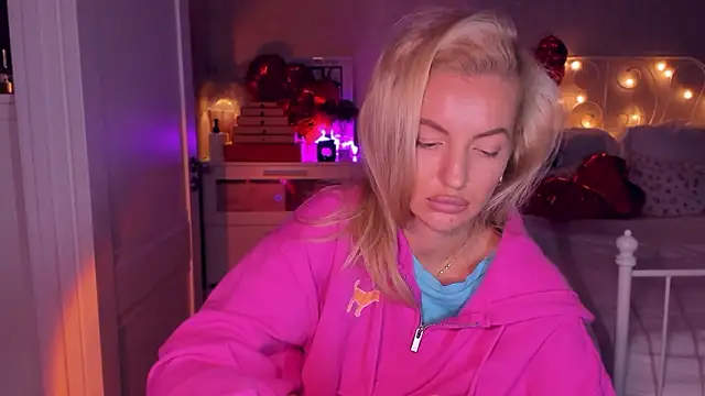 aestetick online show from March 1, 12:38 pm