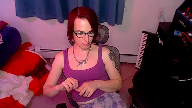 Snapshot of RyffBurnz chatting on October 22, 4:39 am RyffBurnz online show from October 22, 4:39 am