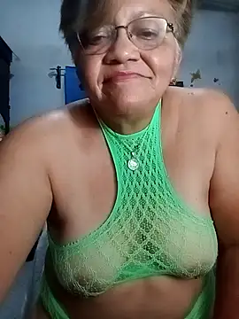 Madrastrahot69 online show from December 3, 4:26 am