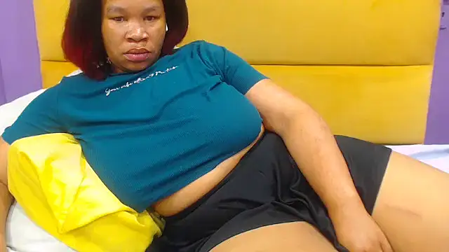 YELLOWBUSTYMELLONS online show from September 13, 2:14 pm