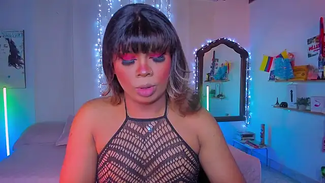 CuteRomi online show from October 11, 5:45 am