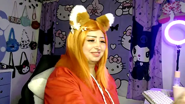 lussyevans24 online show from February 12, 6:59 am