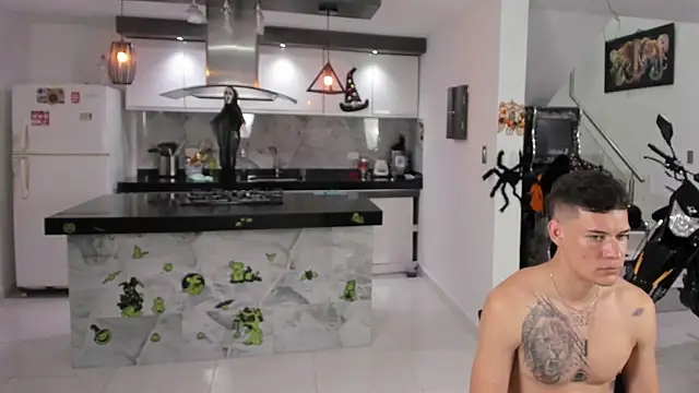 vicky wendy hot sexx online show from October 14, 5:21 am