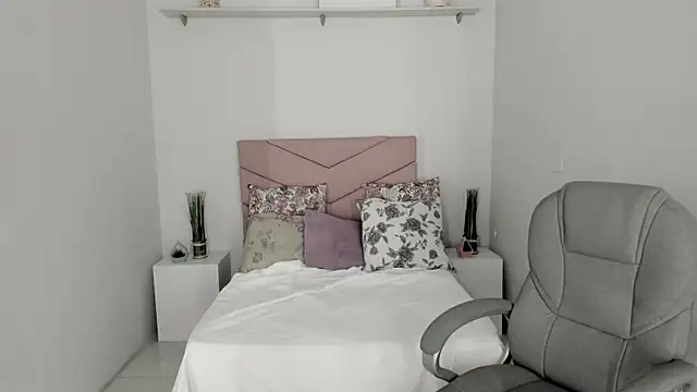 celestica rose online show from September 16, 5:04 am