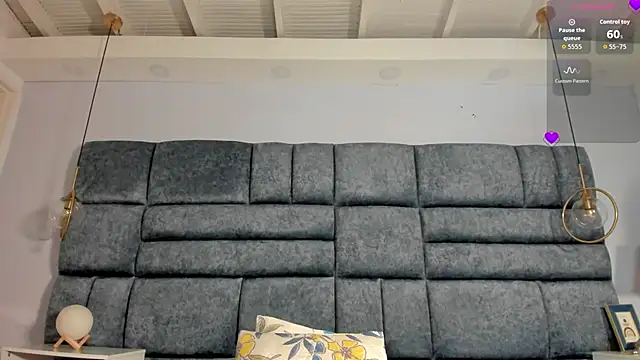 sofia samuels online show from November 17, 4:13 am