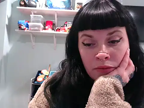 Snapshot of Marcelinegoddess chatting on December 2, 7:10 am Marcelinegoddess online show from December 2, 7:10 am