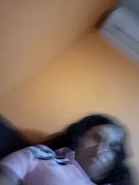 miicheele32 online show from November 23, 9:44 am