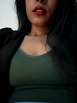 Hot Goldengirl online show from January 13, 7:29 pm