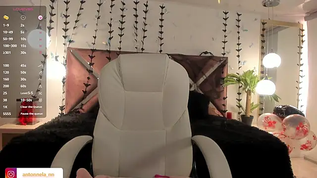  Antonnela  online show from October 29, 6:54 pm