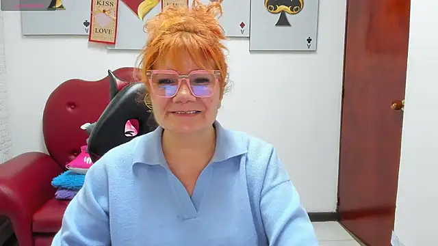 Salomeediaz  online show from February 13, 9:38 pm