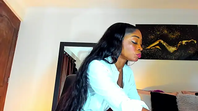 KimberlyBanks2 online show from November 7, 4:01 pm