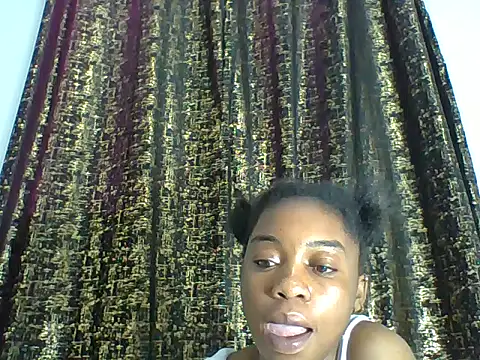 PrettyPrincess14 online show from November 2, 4:05 am