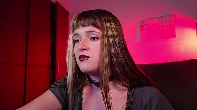 NEXT DOOR GIRL  online show from November 29, 12:36 am