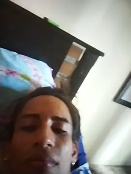 AlexaWarner online show from November 9, 7:21 pm