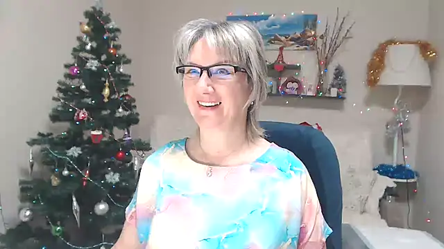 FleurMays online show from December 17, 6:06 am