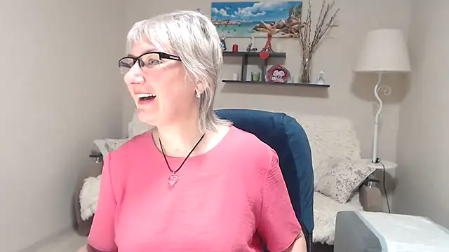 FleurMays online show from February 21, 1:34 pm