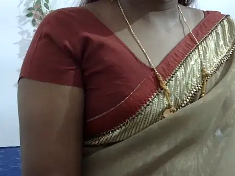 Snapshot of Hot_akshara chatting on October 6, 10:47 pm Hot akshara online show from October 6, 10:47 pm