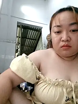 VyOanh2K online show from March 1, 3:56 pm