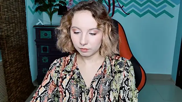 JasmineMilko online show from October 8, 5:23 am