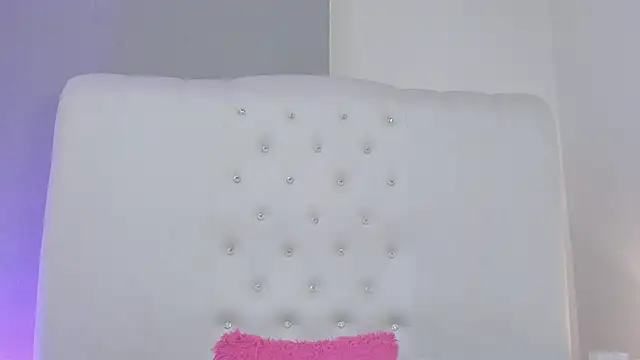 DanyFreydell online show from November 5, 7:41 pm