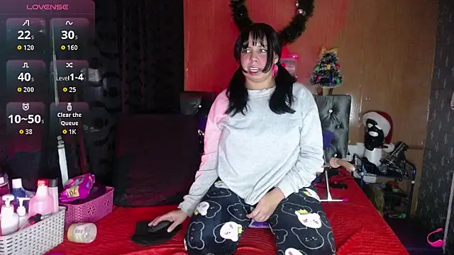 Fantasies Slave online show from December 1, 8:11 pm