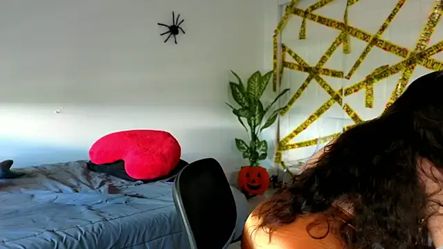 Sapphir3xoxo online show from October 20, 7:17 pm