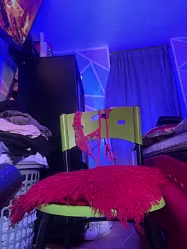 KinkyJessyHotxx online show from December 19, 3:48 pm