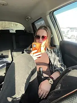 OlgaBuzzz online show from February 20, 6:12 am