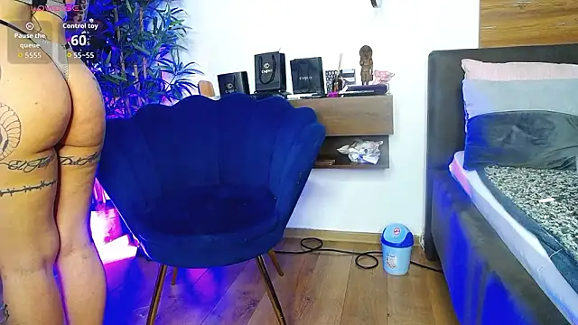 CreamyInkky  online show from March 1, 6:13 am