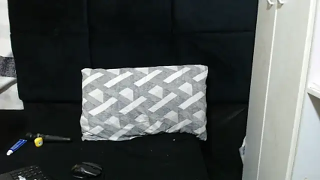 SweetHotBabby18 online show from February 7, 7:18 pm