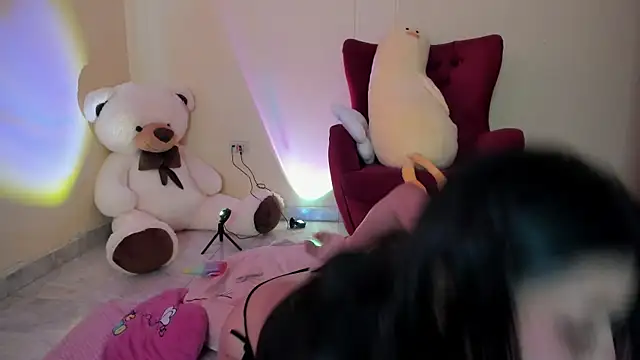  maiahairy  online show from September 19, 2:16 pm