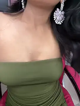 LeisyXO online show from January 13, 9:19 pm