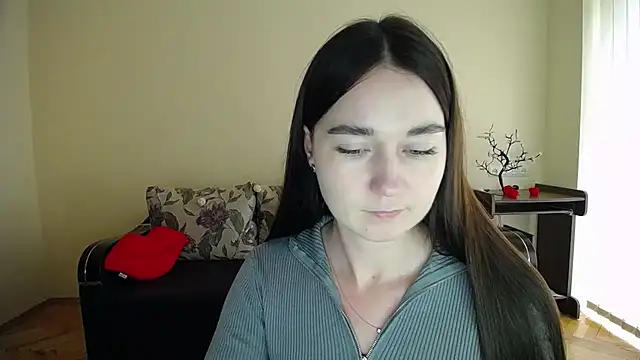 Pretty shy online show from October 6, 9:37 am