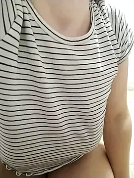 lucyredhead online show from November 5, 7:13 am