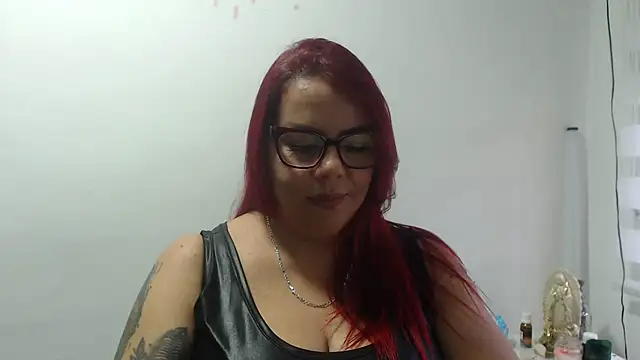 Rebecagiraut online show from November 26, 12:17 pm