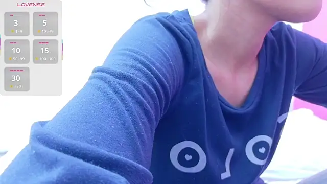 yourcuteneighbourr online show from January 15, 3:23 am