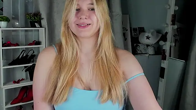 Rebecca Kelly online show from November 14, 2:33 am