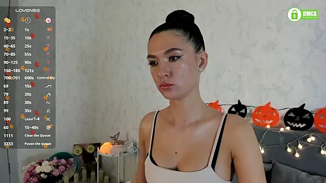 pretty yong cat online show from October 29, 3:36 pm