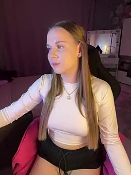 Lexi noah online show from February 10, 9:18 pm