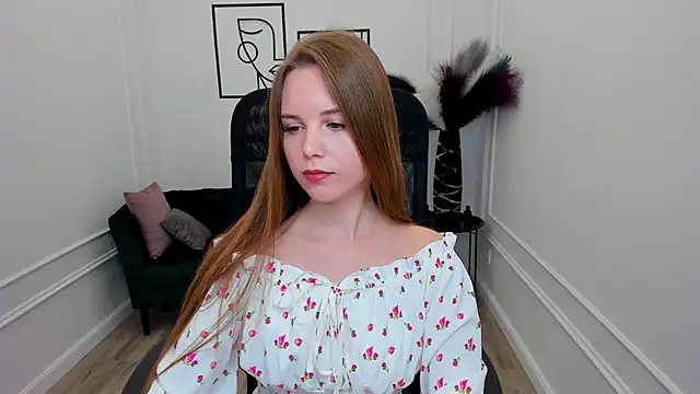 MileyWings online show from September 30, 4:40 am