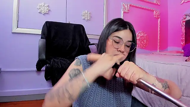 JeyLee online show from January 14, 11:59 am