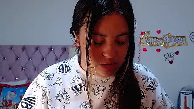 lanaqueen699 online show from December 22, 12:19 pm