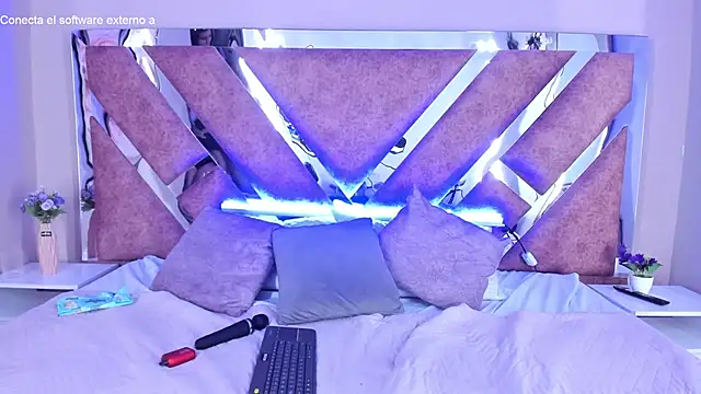 Larabrooks online show from October 15, 7:38 pm