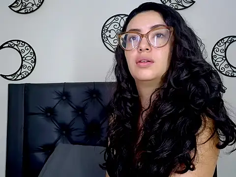 EvoletFMK online show from September 12, 5:20 pm